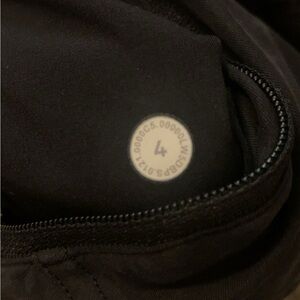 Lululemon Joggers size 4 full length (AUTHENTIC)